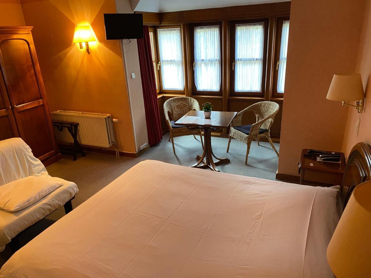 בוילון Hotel Du Roy מראה חיצוני תמונה