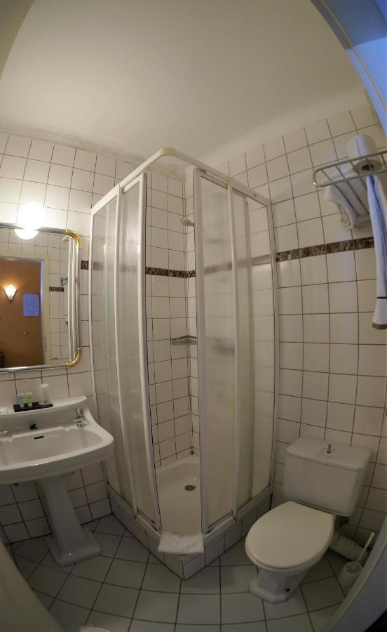 בוילון Hotel Du Roy מראה חיצוני תמונה